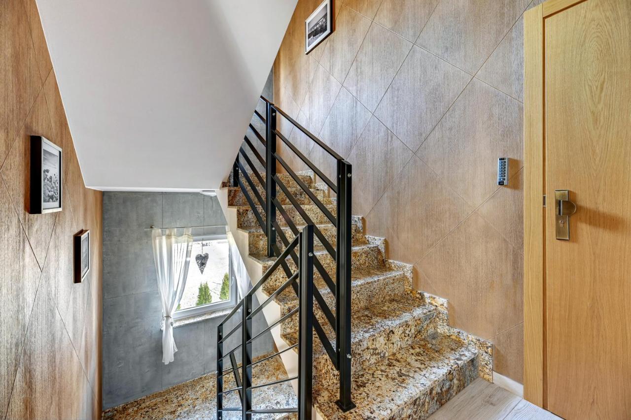 Nad Morzem By Downtown Apartment Debki